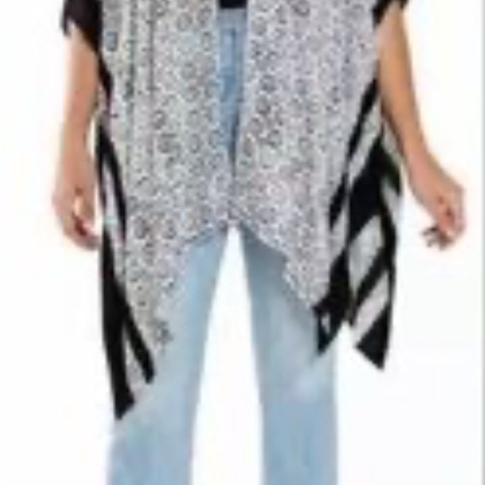 Mario Serrani Black and White Shrug Sweater with Asymmetrical Hem